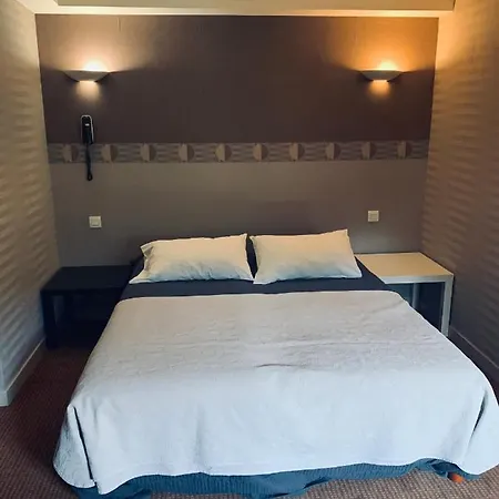 Le Petit Roche Hotel