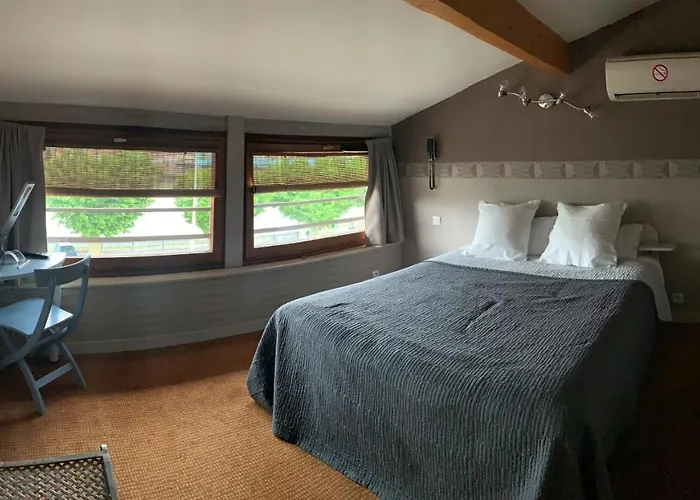 Le Petit Roche ホテル